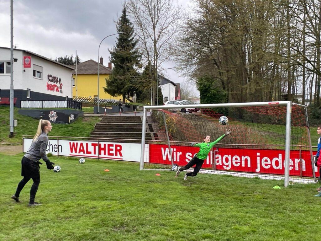 Aktionen Torwart3 1024x768